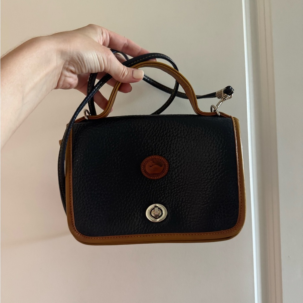 Vintage Dooney & Bourke Crossbody Leather Bag